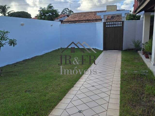 #CAP0112 - Casa para Venda em Camaçari - BA