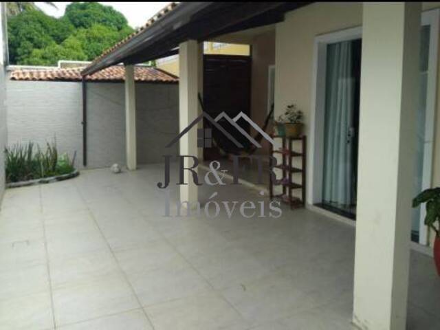 #CAP0118 - Casa para Venda em Camaçari - BA - 2