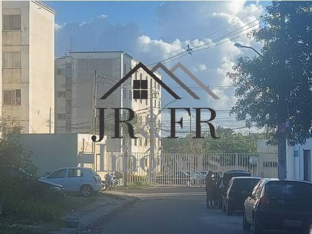 #AP0210 - Apartamento para Venda em Camaçari - BA