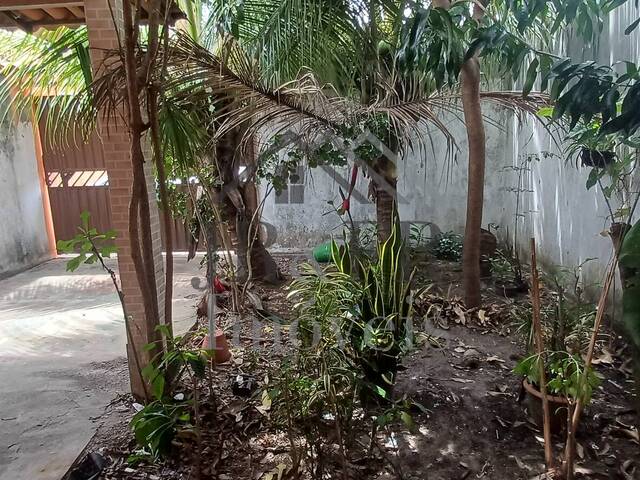 Casa para Venda em Camaçari - 4