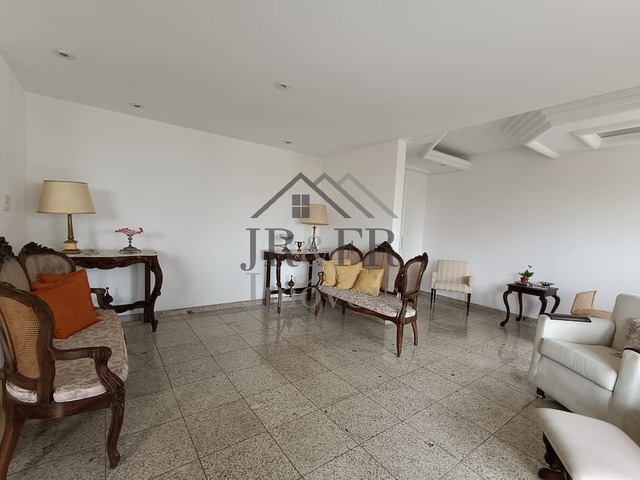 Apartamento para Venda em Salvador - 2
