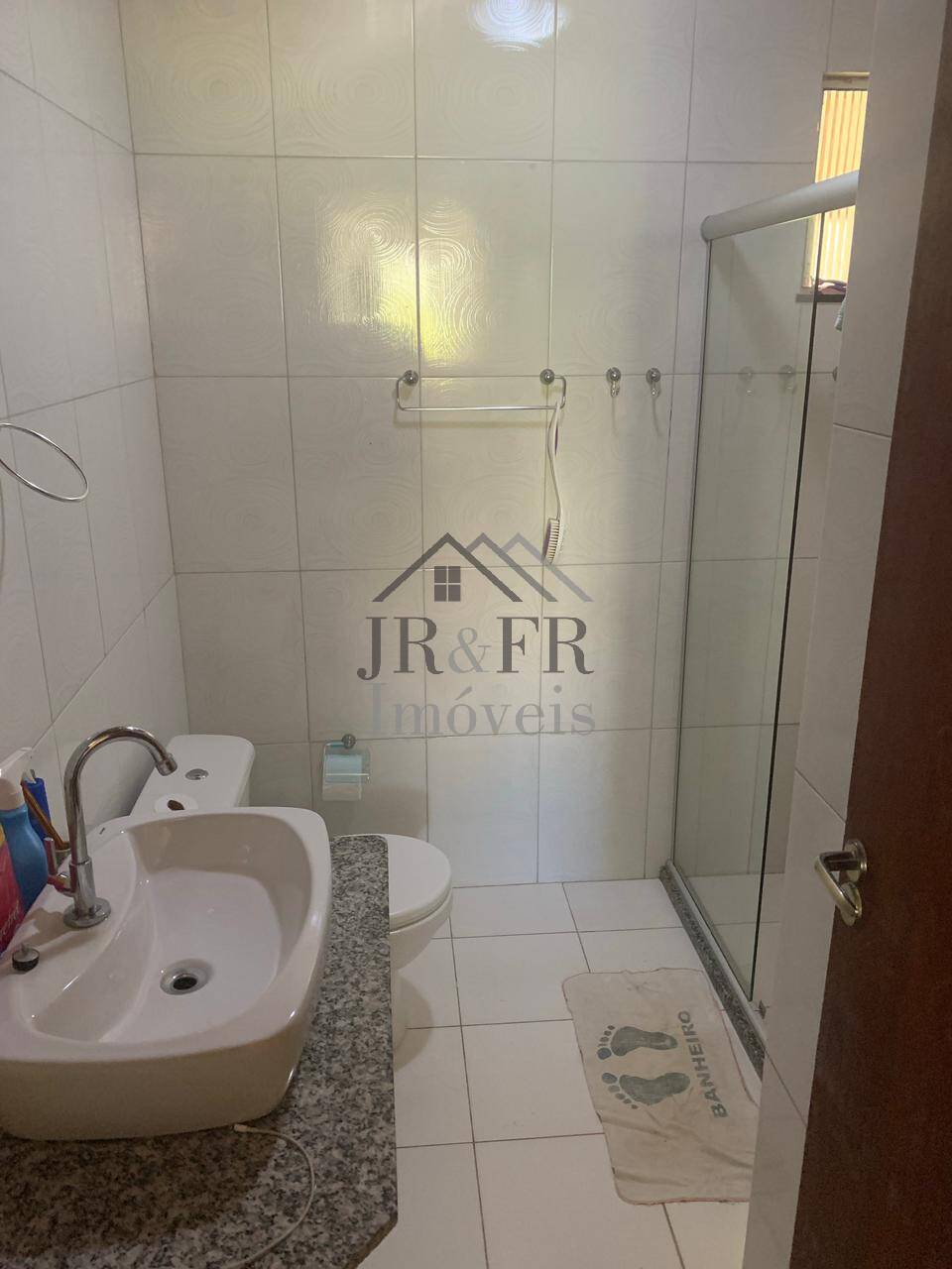 Casa de Condomínio à venda com 3 quartos, 243m² - Foto 18
