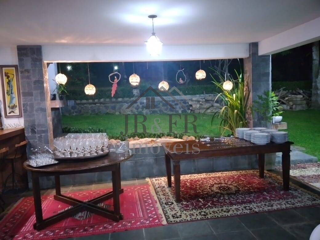 Casa de Condomínio à venda com 4 quartos, 500m² - Foto 24