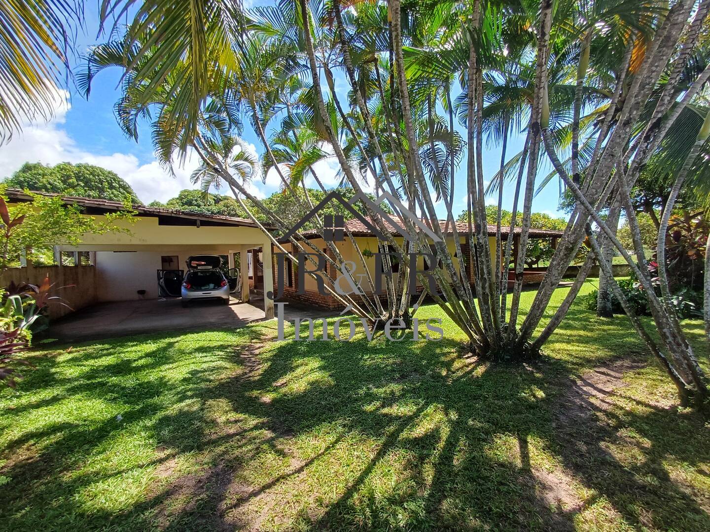 Casa à venda com 5 quartos, 355m² - Foto 4