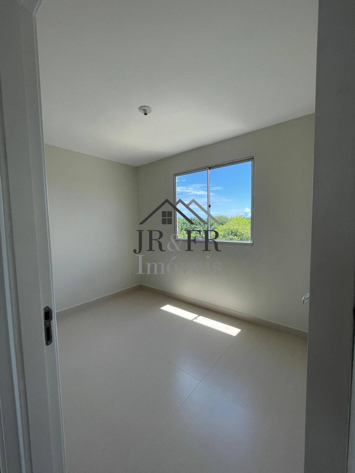 Apartamento à venda com 2 quartos, 40m² - Foto 10