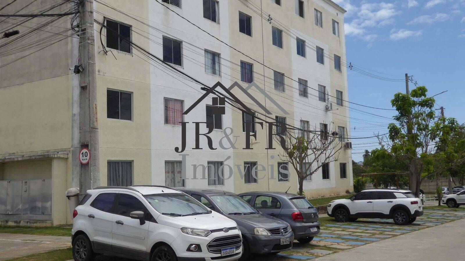 Apartamento à venda com 2 quartos, 40m² - Foto 18