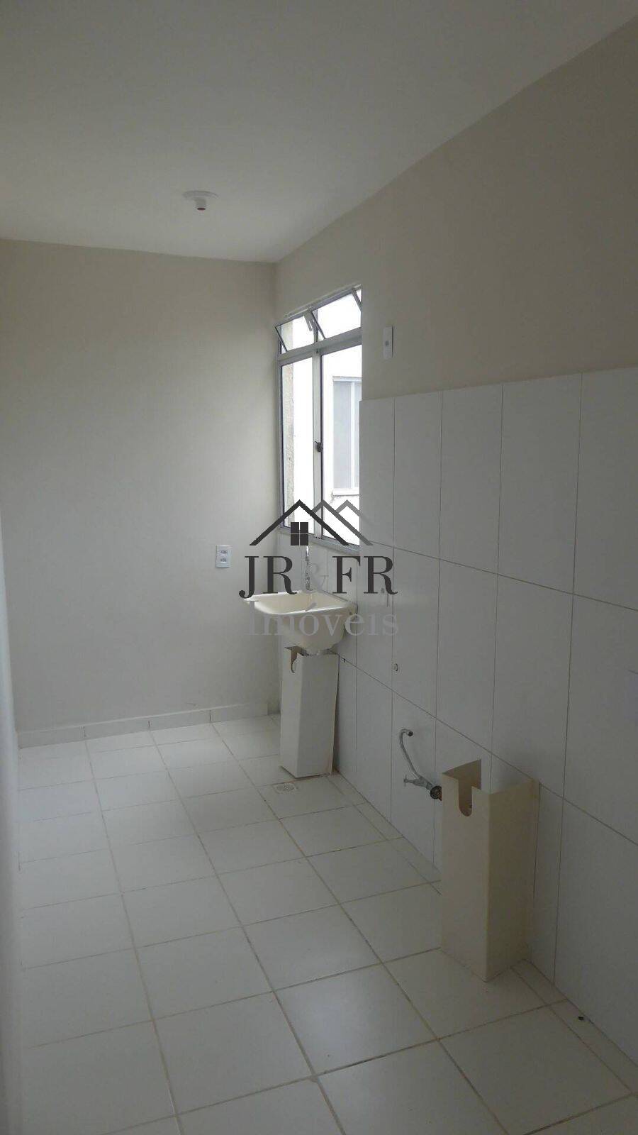 Apartamento à venda com 2 quartos, 40m² - Foto 6