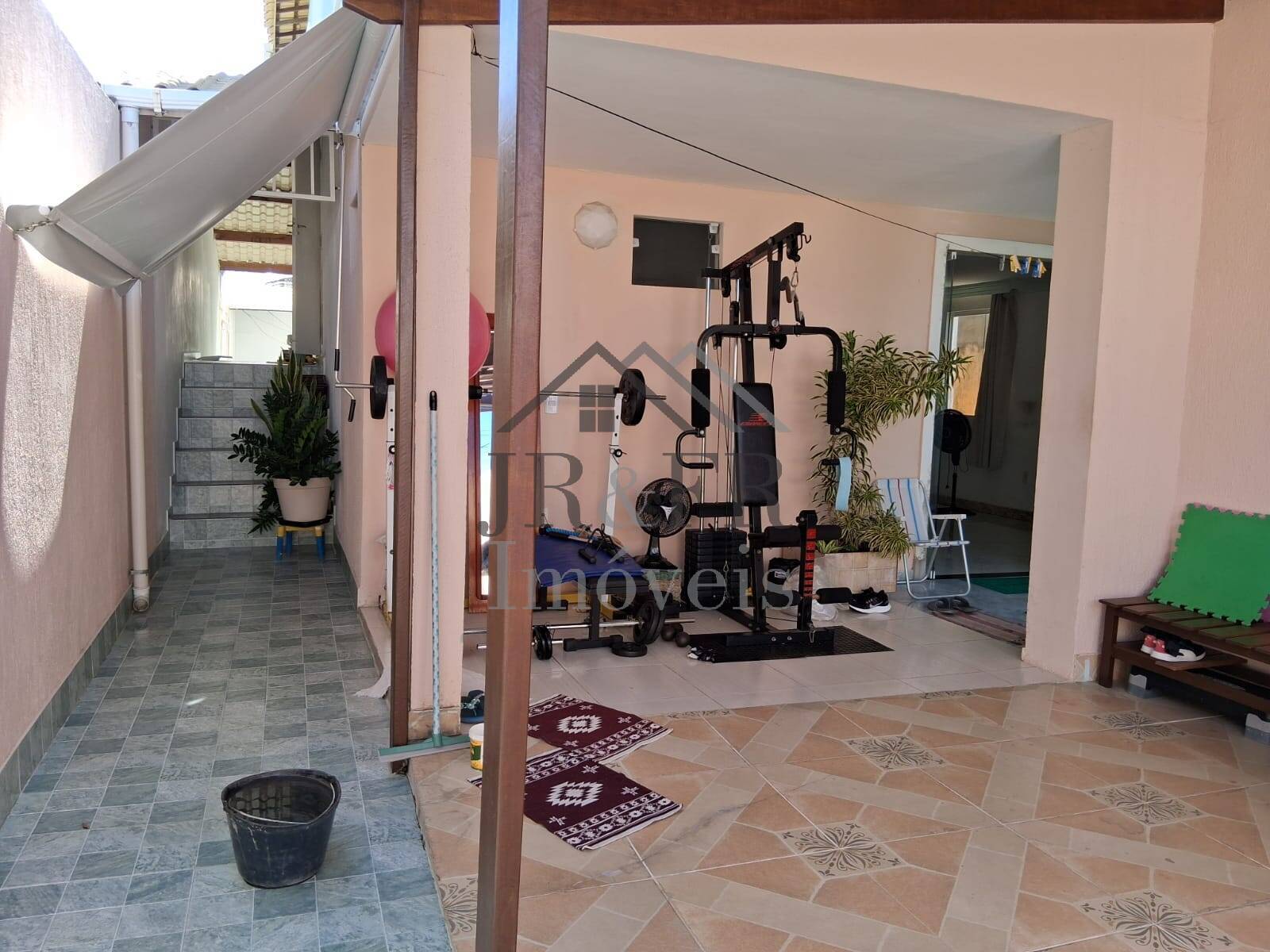 Casa à venda com 5 quartos, 230m² - Foto 12