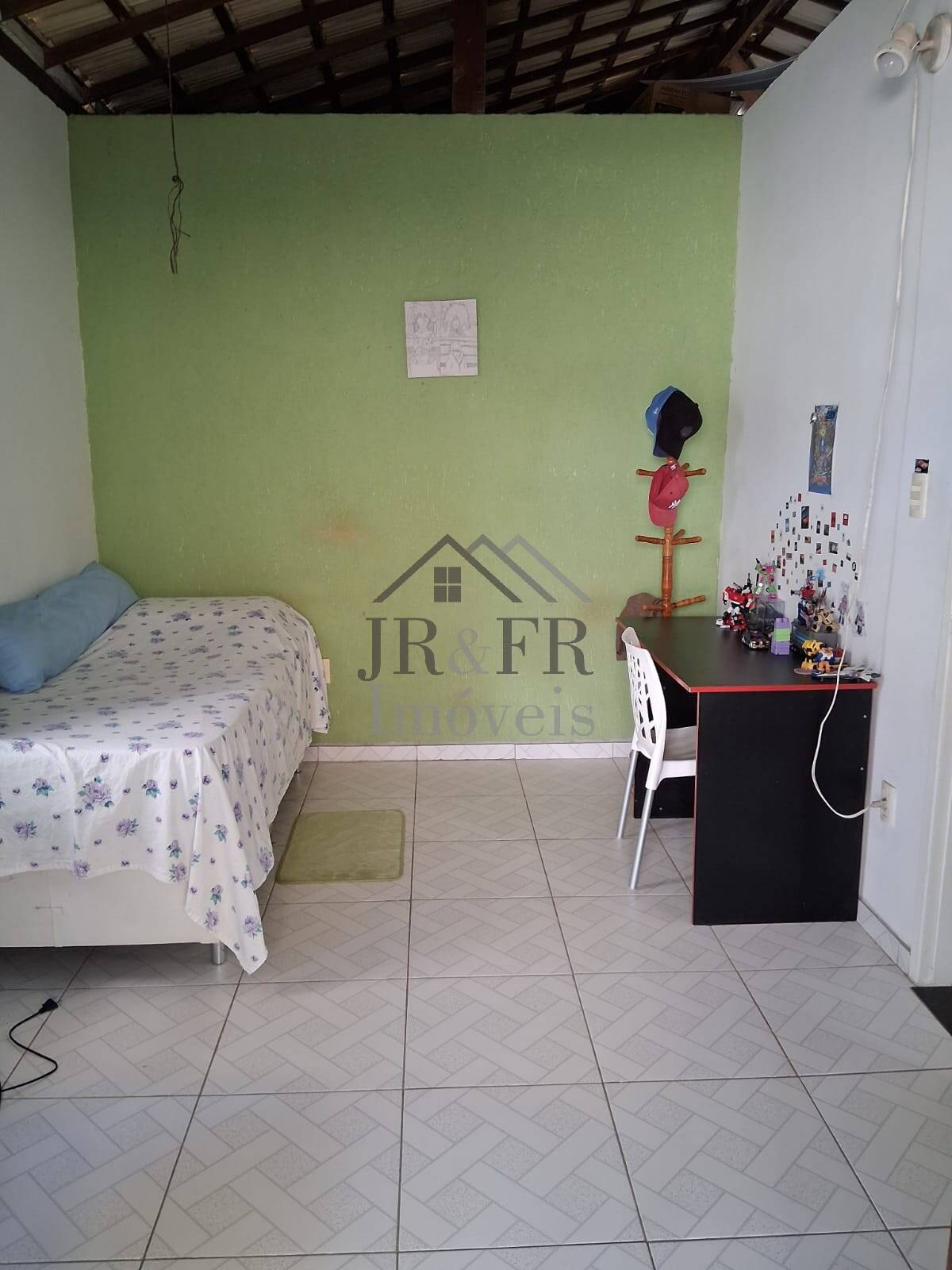 Casa à venda com 5 quartos, 230m² - Foto 25
