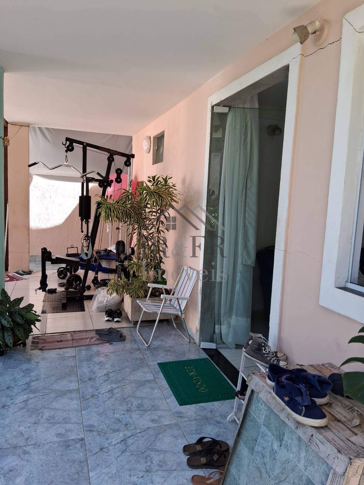 Casa à venda com 5 quartos, 230m² - Foto 10