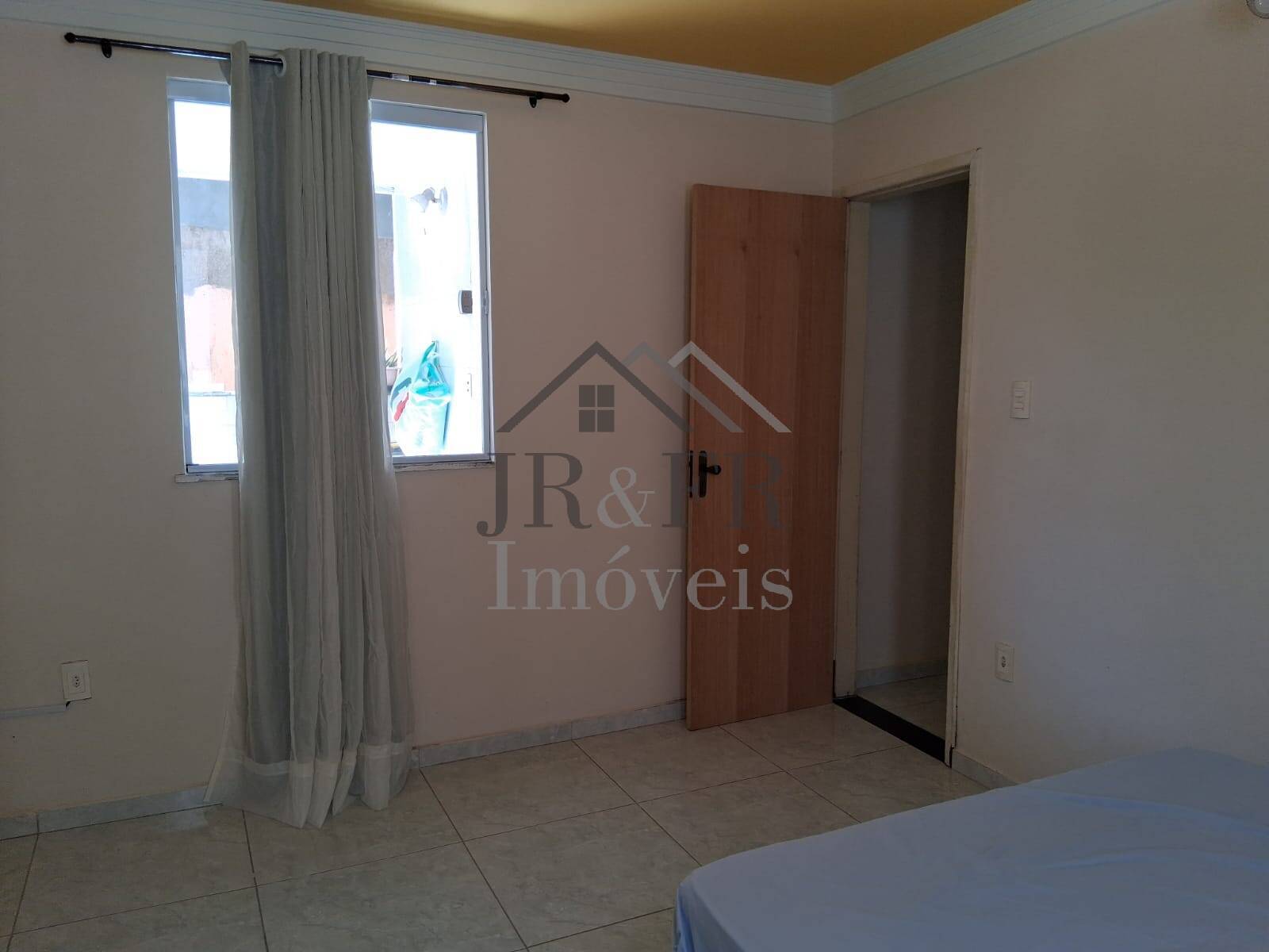 Casa à venda com 5 quartos, 230m² - Foto 29