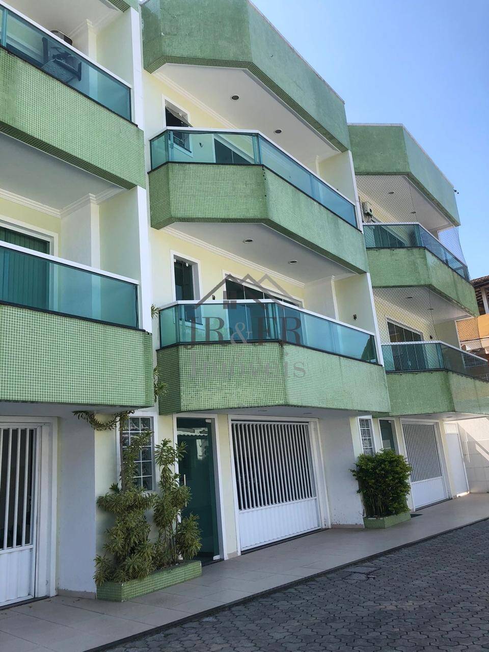 Apartamento à venda e aluguel com 4 quartos, 141m² - Foto 2