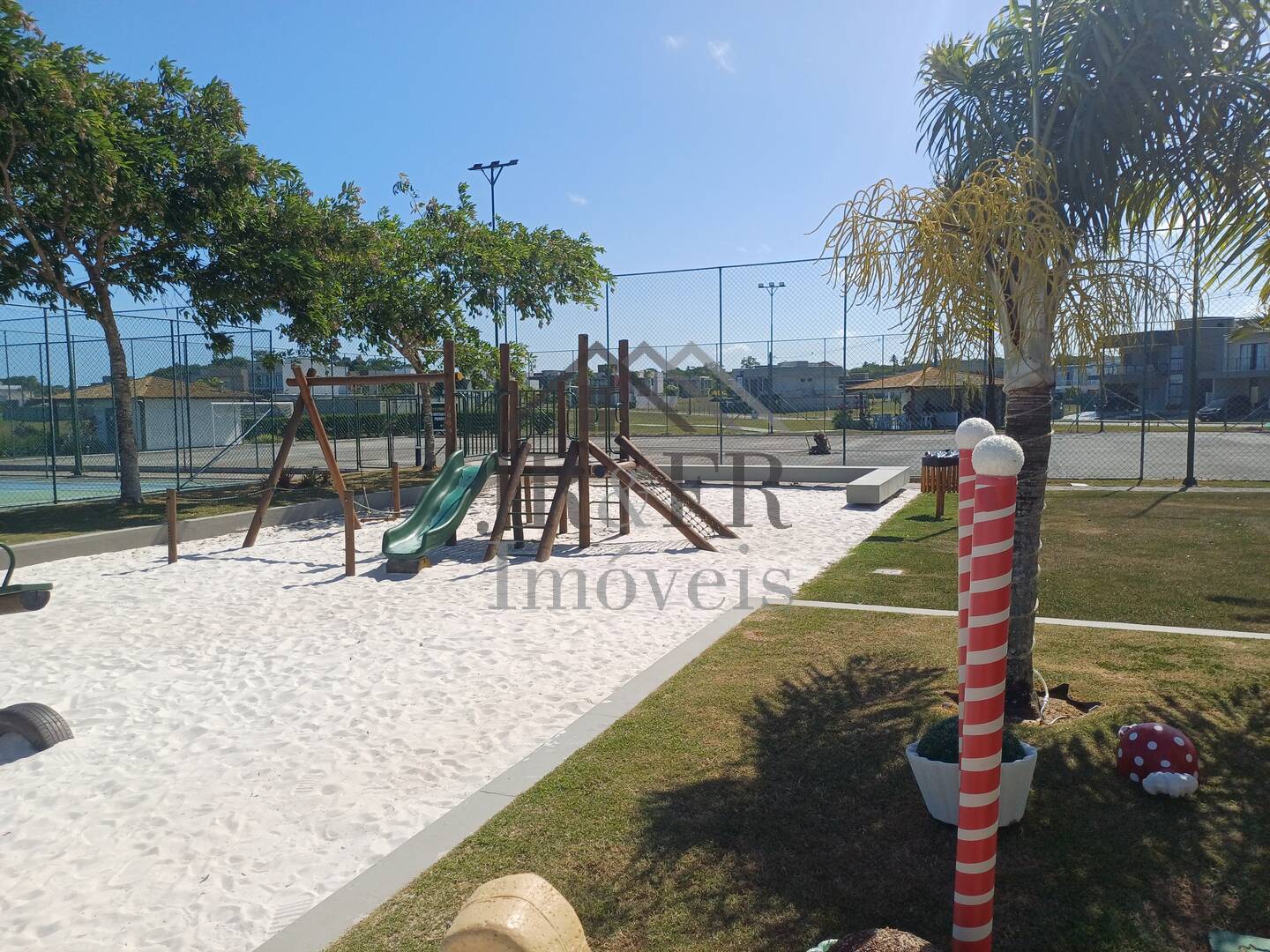 Casa, 4 quartos, 200 m² - Foto 44